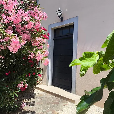 La Porte Medievale Pensionat 4*